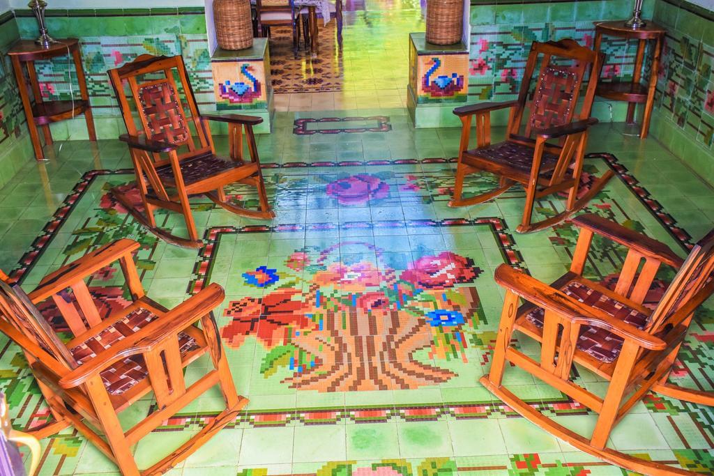 Casa Marlene Hotel Valladolid  Eksteriør billede